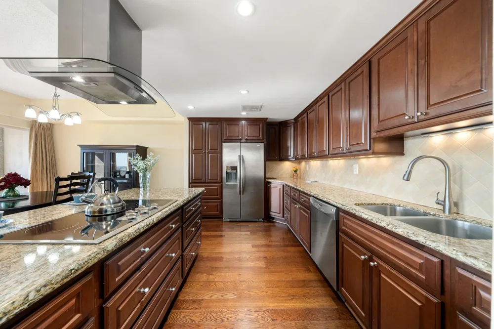 2001 Holcombe Boulevard #803 Houston, TX 77030