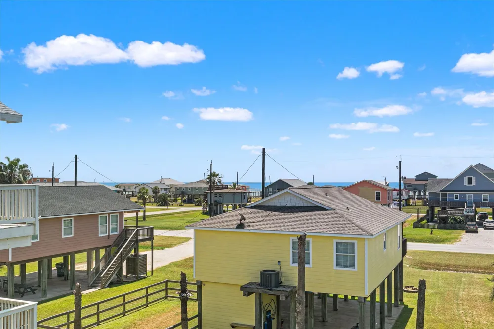 308 Sea Bean Street Surfside Beach, TX 77541