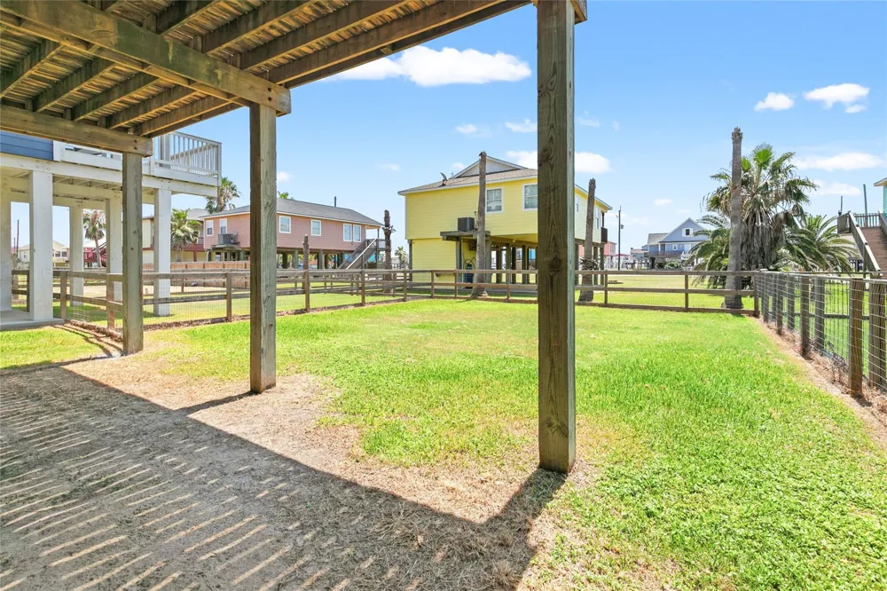 308 Sea Bean Street Surfside Beach, TX 77541