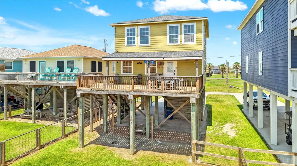 308 Sea Bean Street Surfside Beach, TX 77541