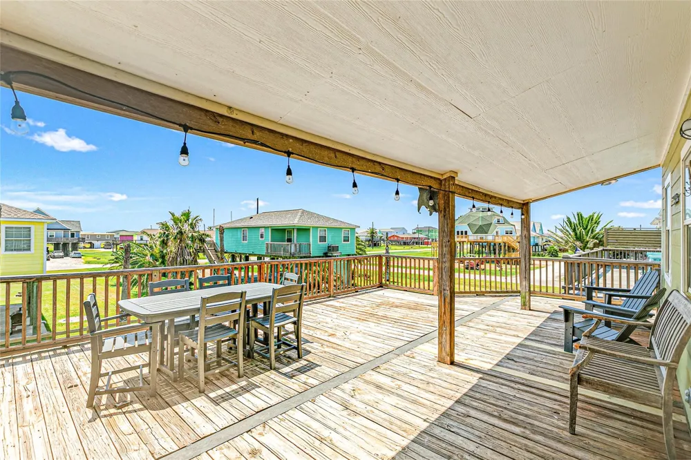 308 Sea Bean Street Surfside Beach, TX 77541