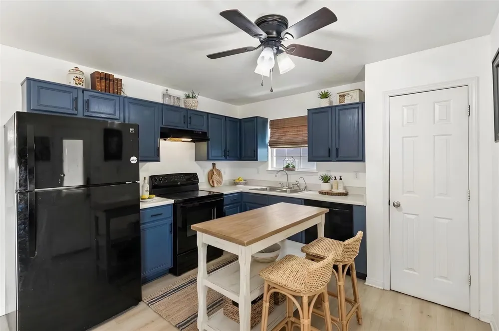 308 Sea Bean Street Surfside Beach, TX 77541