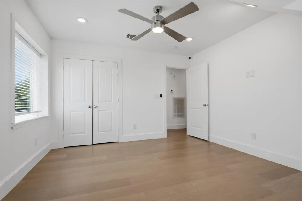 5734 Cullen Boulevard Houston, TX 77021