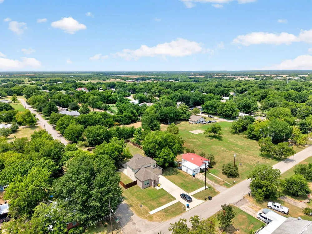 602 Main St Greenville, TX 75401