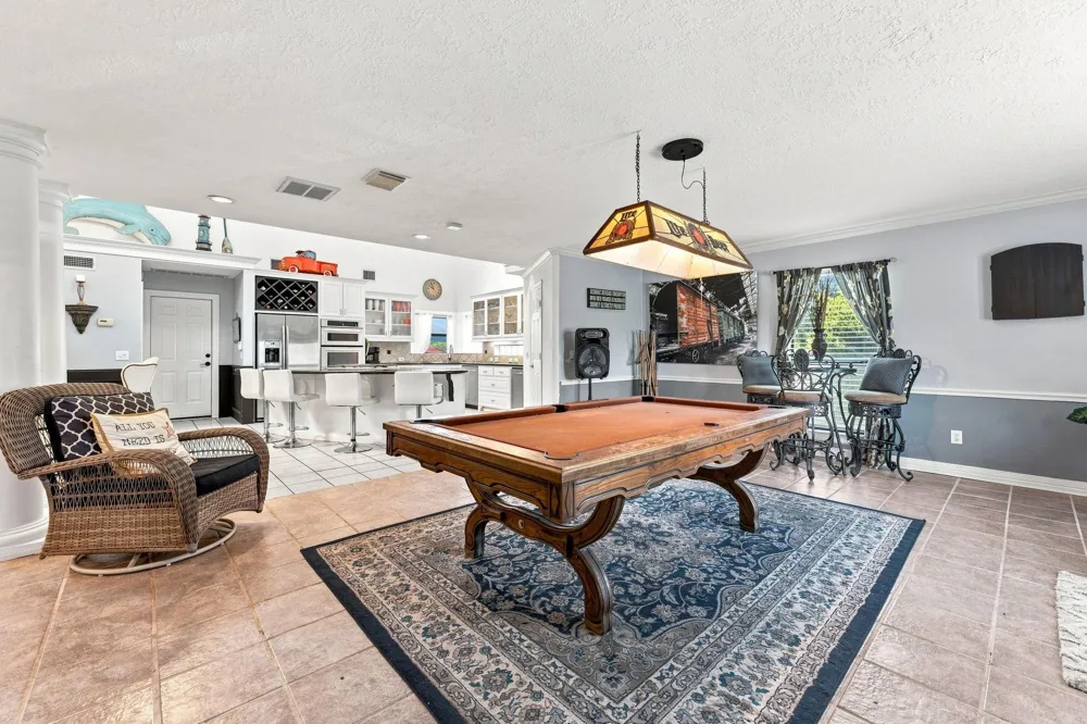 217 Baywood Street Shoreacres, TX 77571