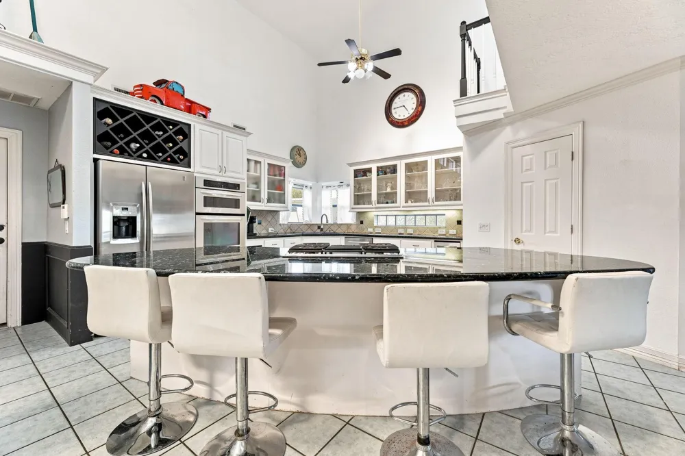 217 Baywood Street Shoreacres, TX 77571