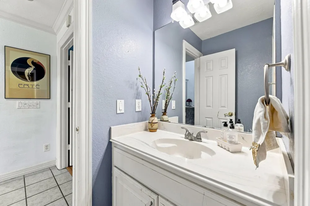 217 Baywood Street Shoreacres, TX 77571
