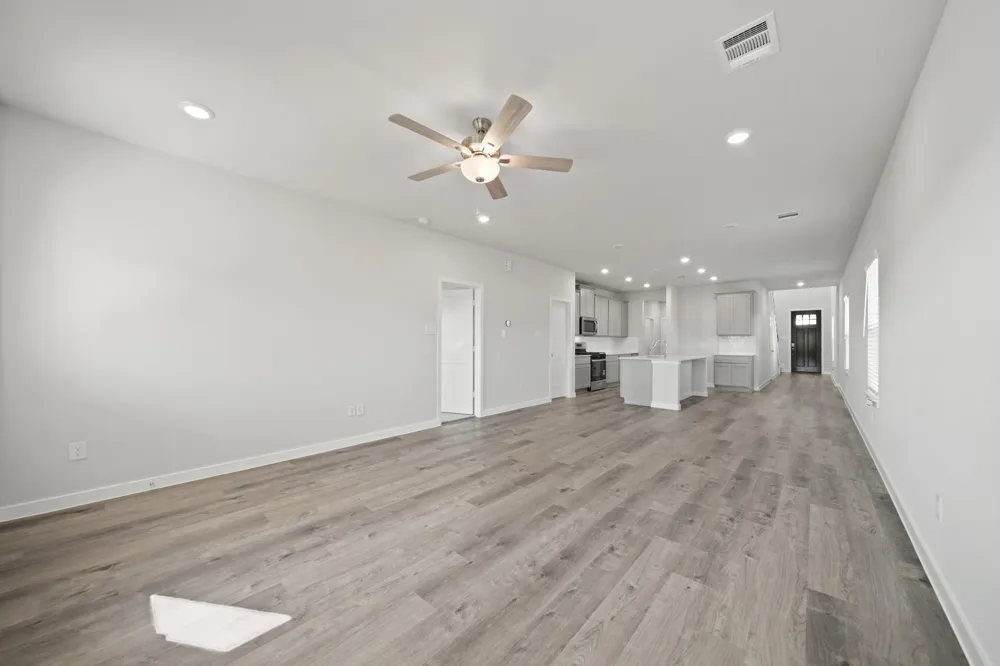 380 Long Branch Drive Dayton, TX 77535