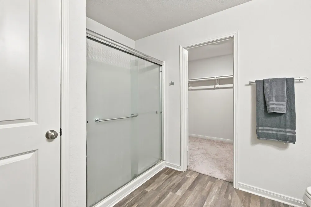 6001 Crest Bridge Court Bryan, TX 77807