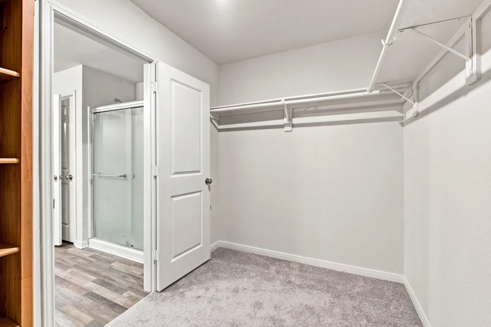 6001 Crest Bridge Court Bryan, TX 77807