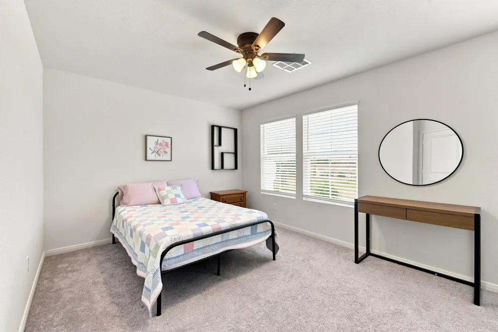 6001 Crest Bridge Court Bryan, TX 77807
