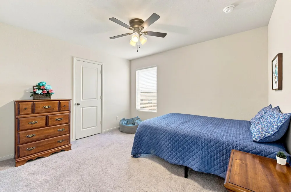 6001 Crest Bridge Court Bryan, TX 77807