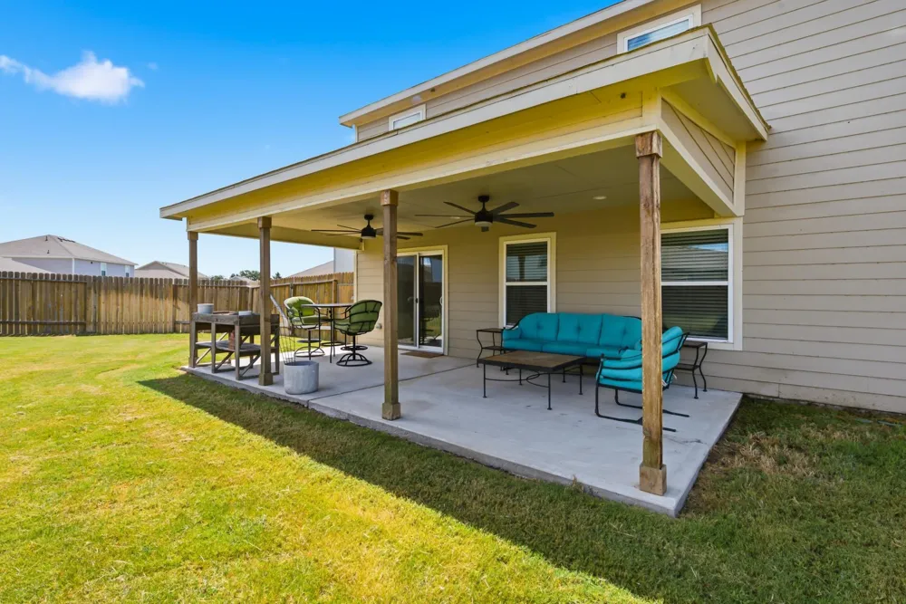 6001 Crest Bridge Court Bryan, TX 77807