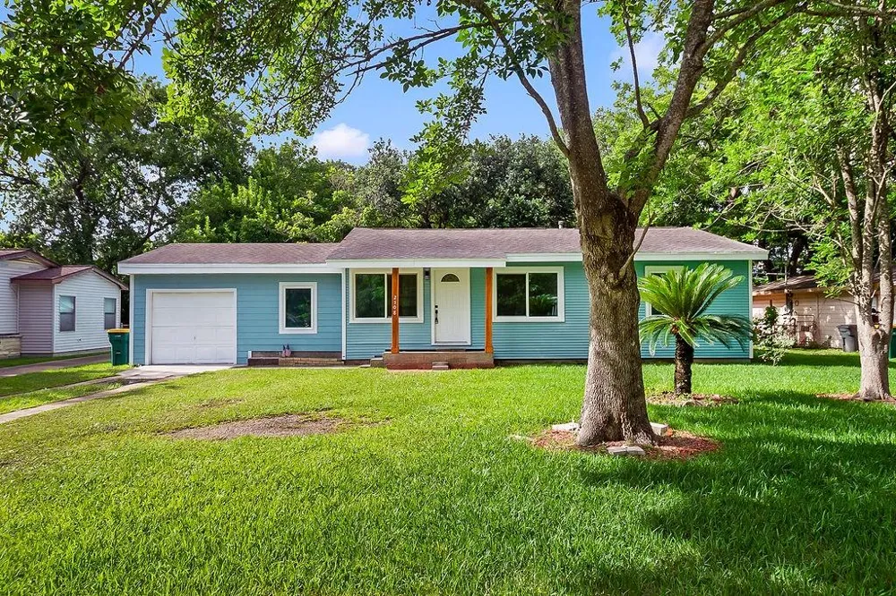 2508 Houston Drive La Marque, TX 77568