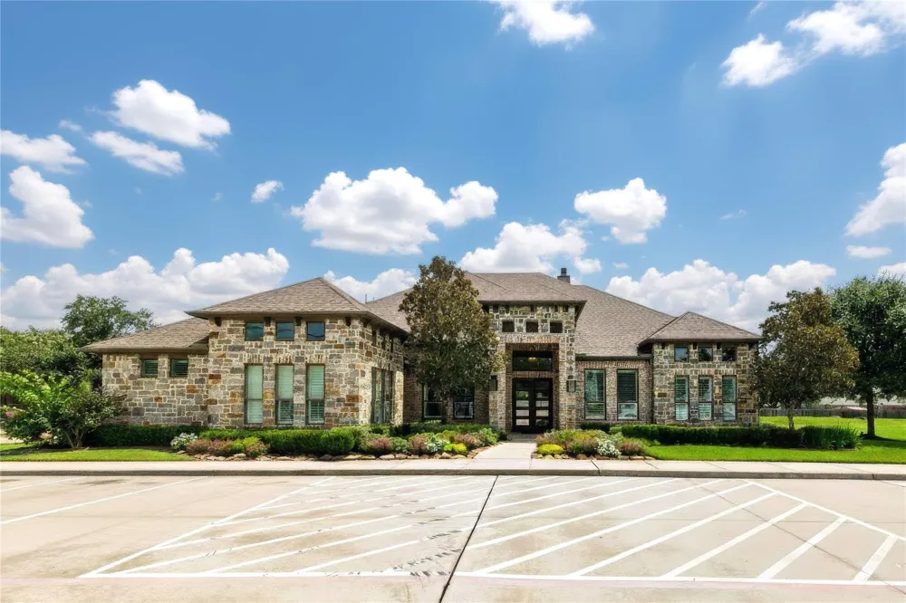 32400 Sh 249 Pinehurst, TX 77362