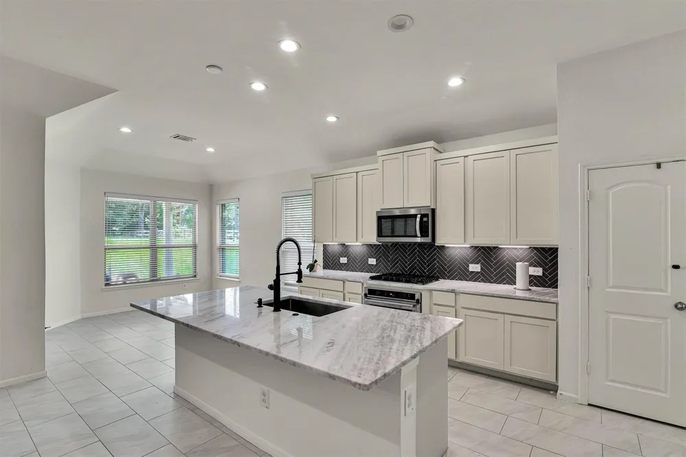 113 Whelan Lane New Waverly, TX 77358