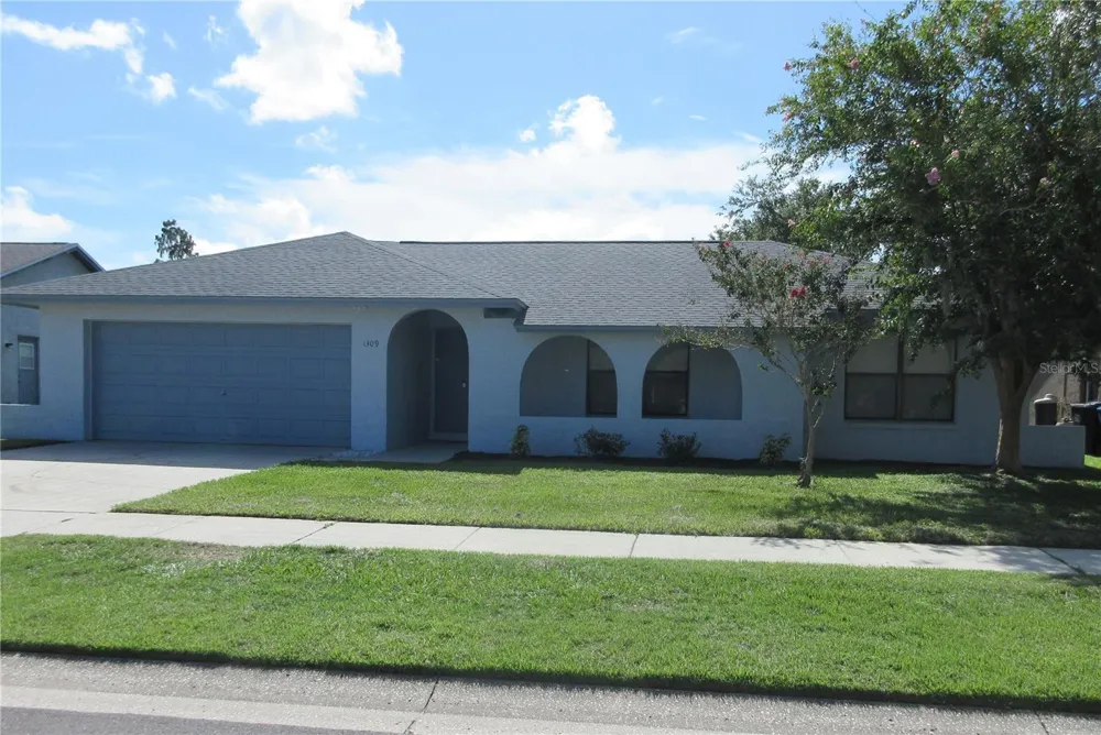 1309 WINDJAMMER PLACE Valrico, FL 33594