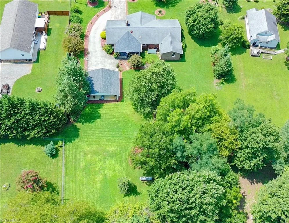 510 Gillespie Street Dobson, NC 27017