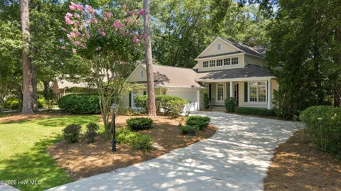 8313 Vintage Club Circle