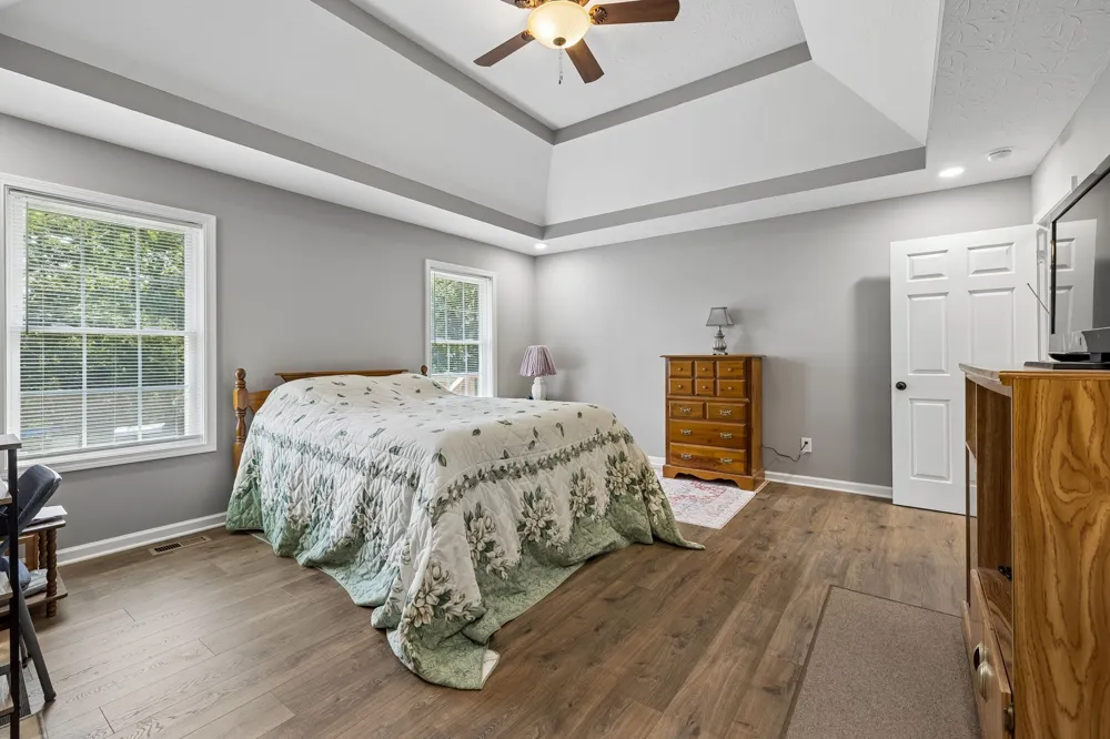 73 Marys Ln Lafayette, TN 37083