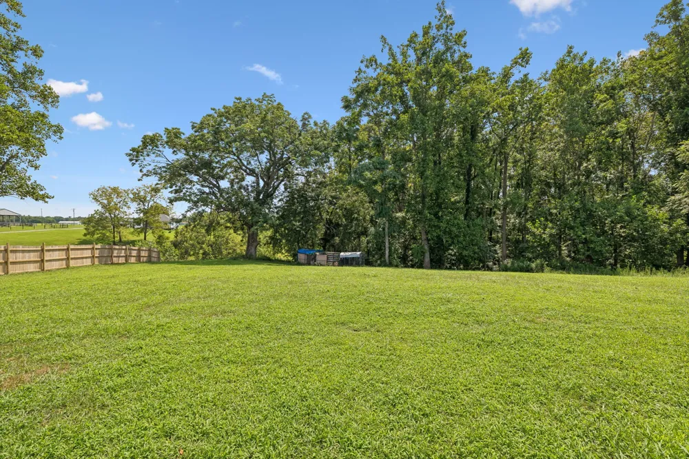 73 Marys Ln Lafayette, TN 37083