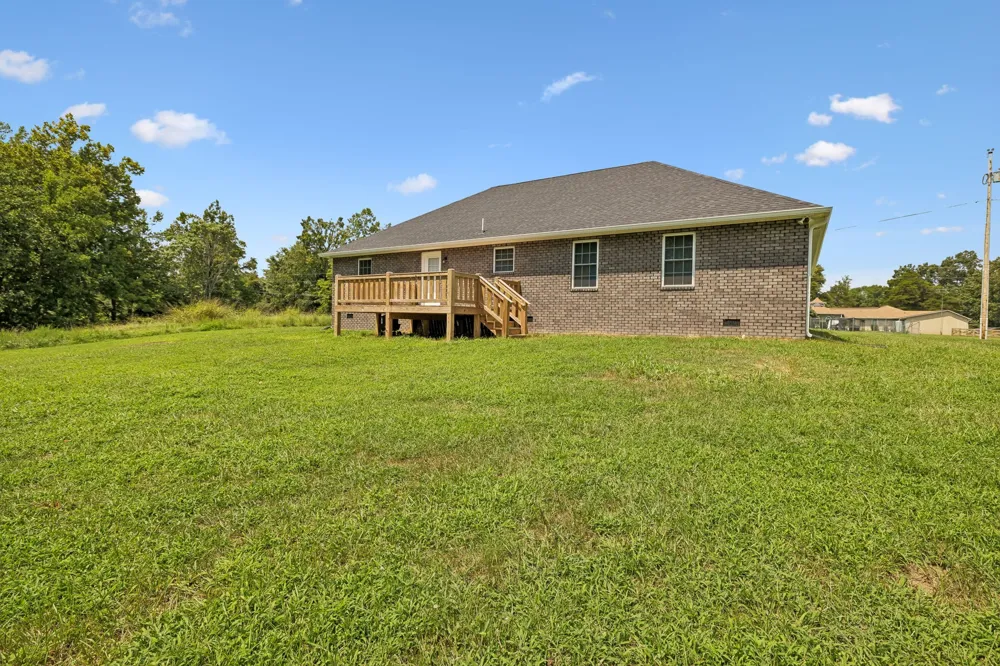 73 Marys Ln Lafayette, TN 37083