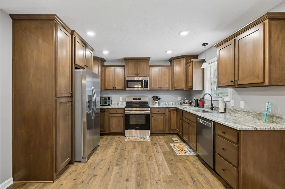 73 Marys Ln Lafayette, TN 37083