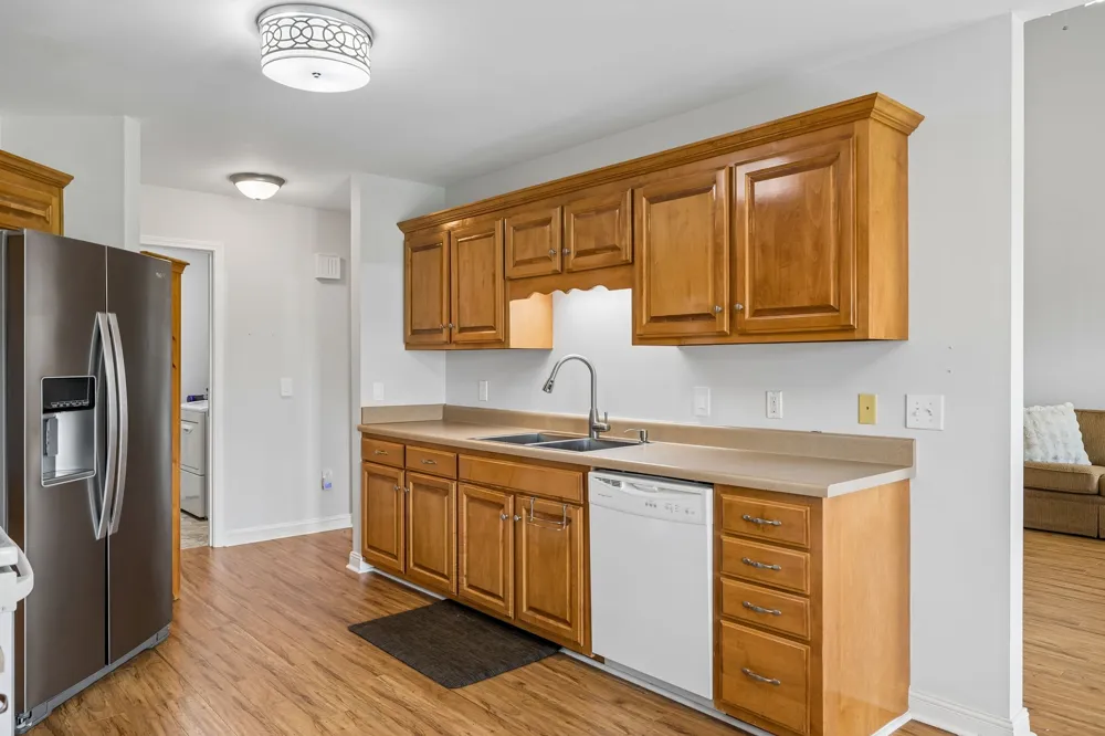 1983 Young Ln Chapel Hill, TN 37034