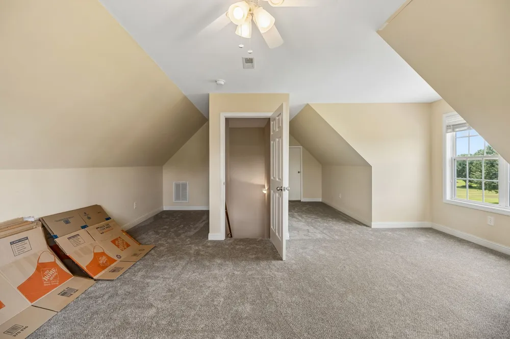 1983 Young Ln Chapel Hill, TN 37034