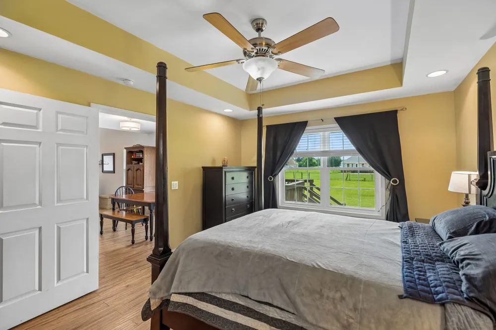 1983 Young Ln Chapel Hill, TN 37034