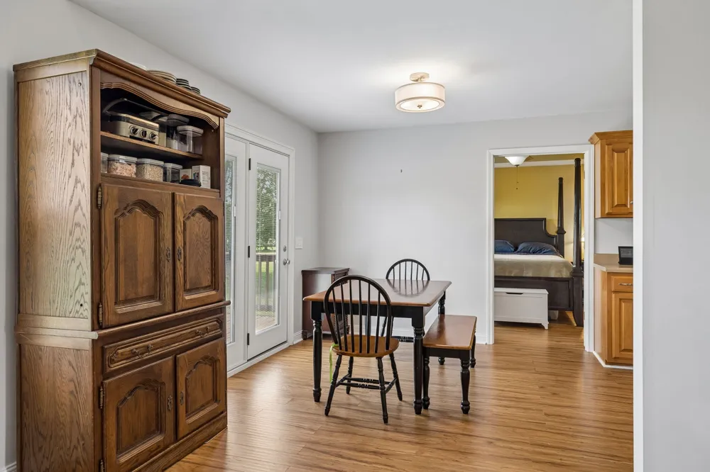 1983 Young Ln Chapel Hill, TN 37034