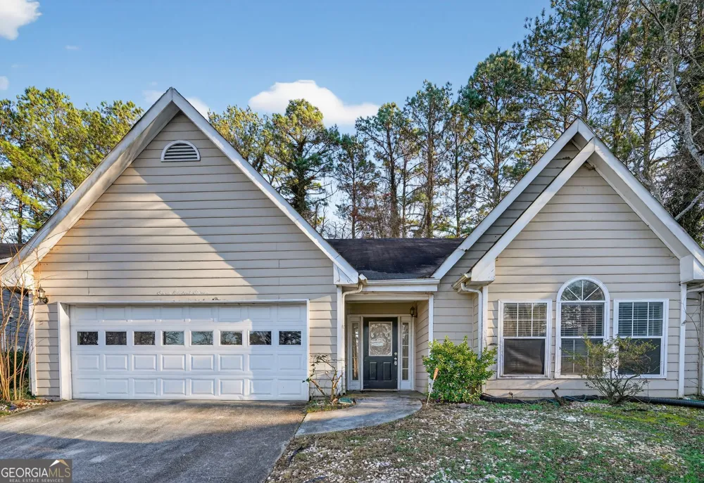 716 Shore LN Lithonia, GA 30058