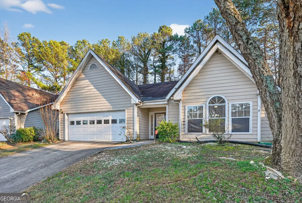 716 Shore LN Lithonia, GA 30058