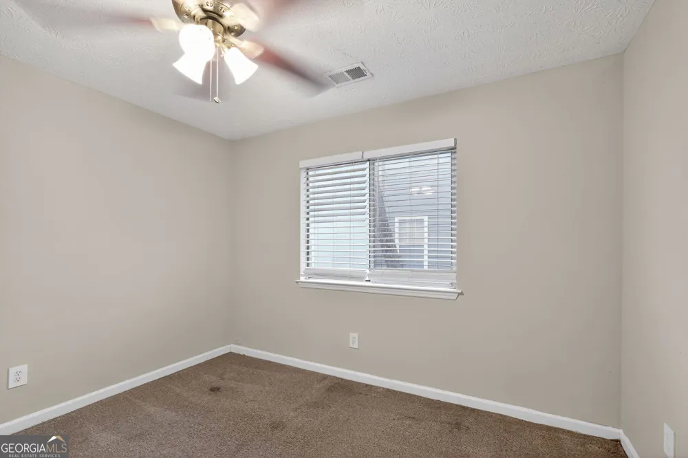 716 Shore LN Lithonia, GA 30058
