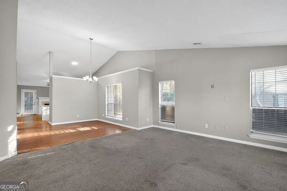 716 Shore LN Lithonia, GA 30058