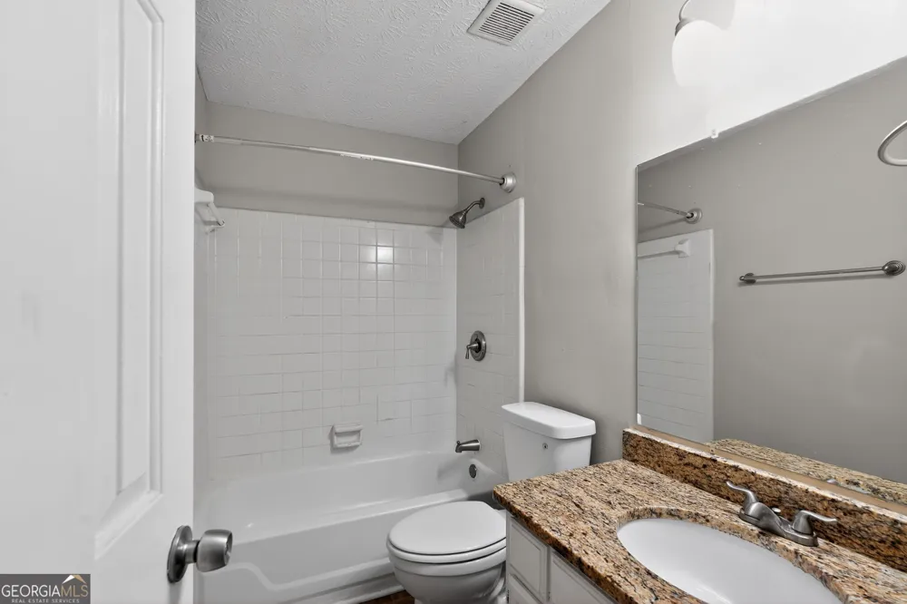 716 Shore LN Lithonia, GA 30058