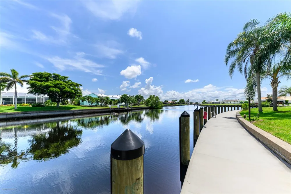 1080 BAL HARBOR BOULEVARD #3C Punta Gorda, FL 33950
