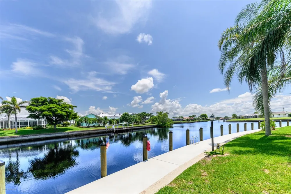 1080 BAL HARBOR BOULEVARD #3C Punta Gorda, FL 33950