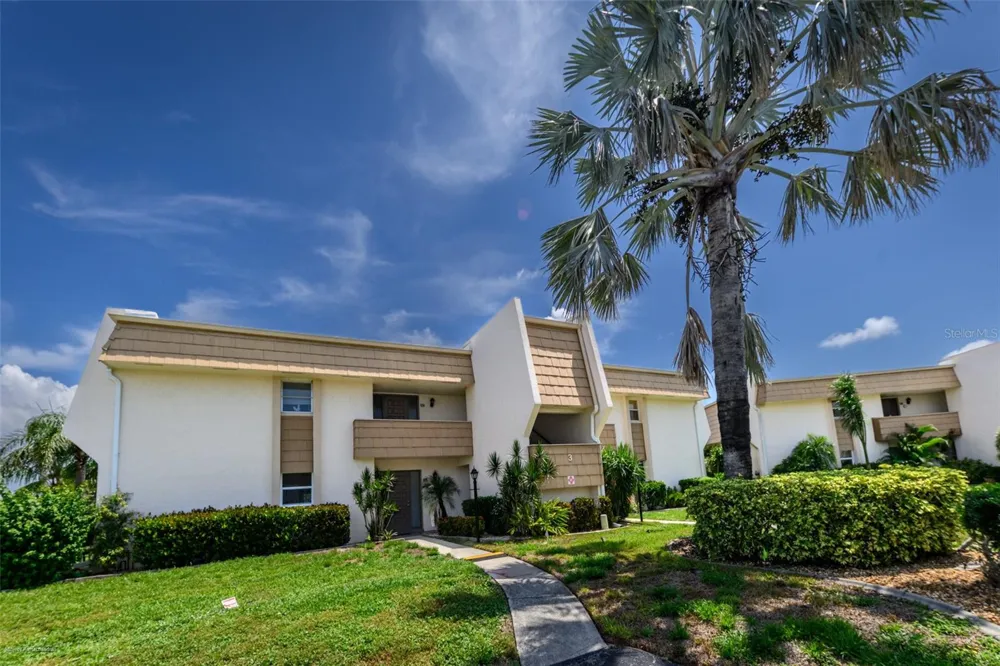 1080 BAL HARBOR BOULEVARD #3C Punta Gorda, FL 33950