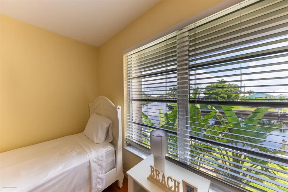 1080 BAL HARBOR BOULEVARD #3C Punta Gorda, FL 33950