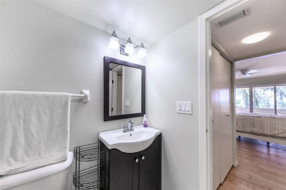 1080 BAL HARBOR BOULEVARD #3C Punta Gorda, FL 33950