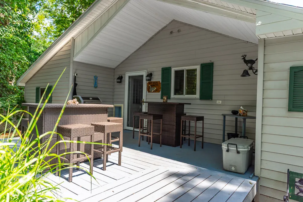 9728 Lakeview Drive Jerome, MI 49249