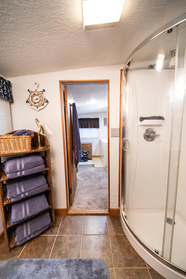 9728 Lakeview Drive Jerome, MI 49249