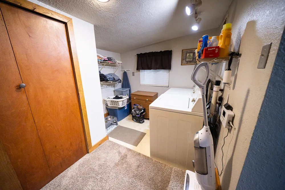 9728 Lakeview Drive Jerome, MI 49249