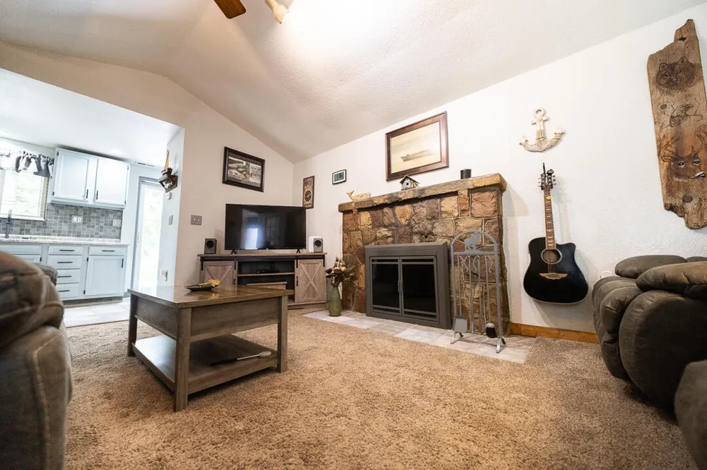 9728 Lakeview Drive Jerome, MI 49249