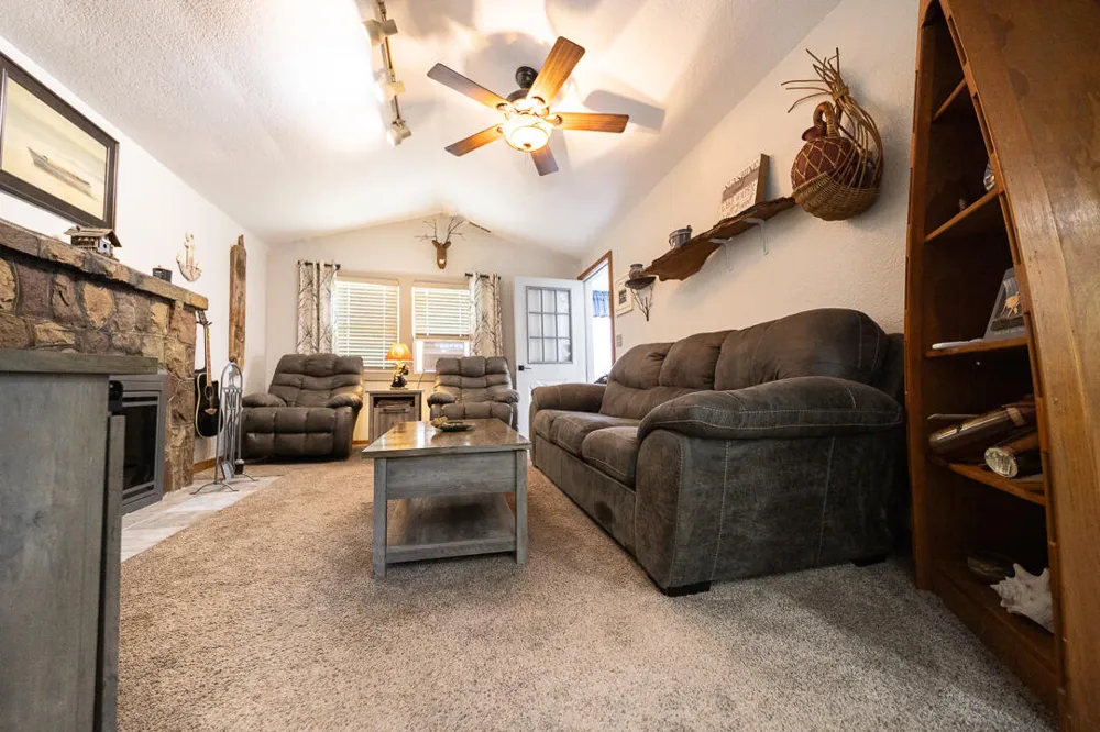 9728 Lakeview Drive Jerome, MI 49249