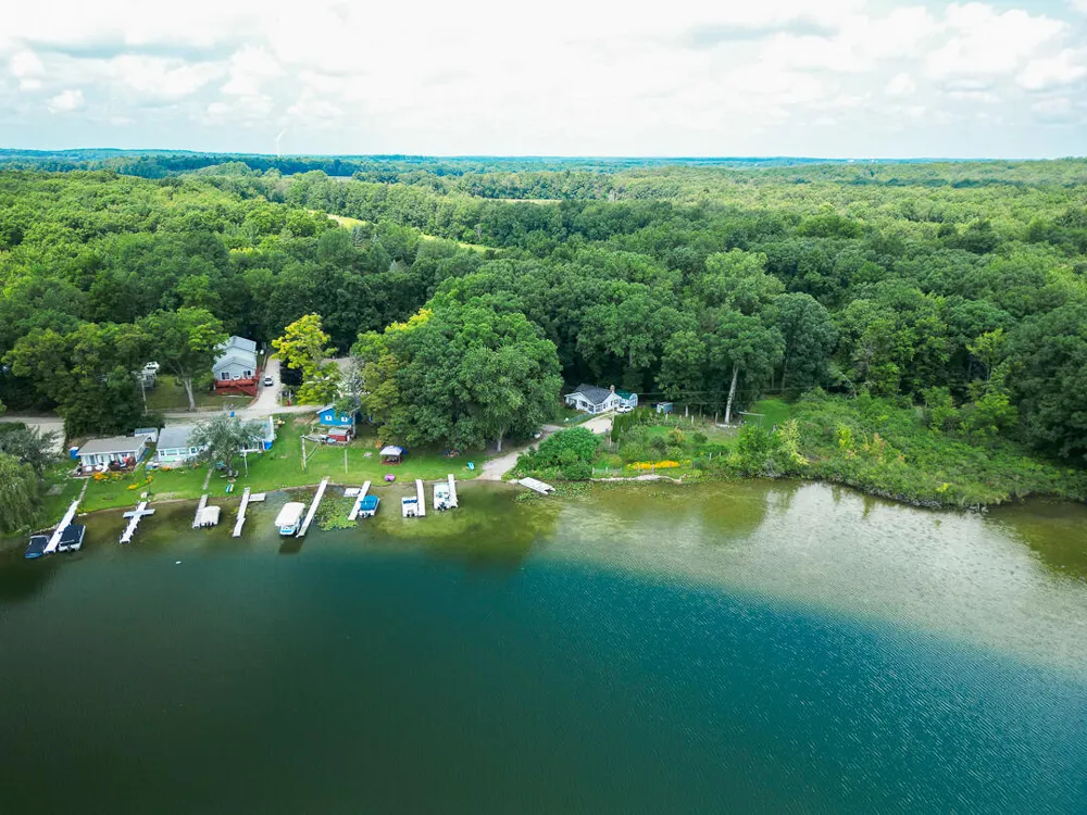 9728 Lakeview Drive Jerome, MI 49249