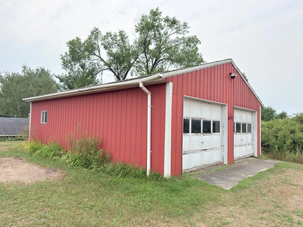 9463 Big Stone Lake Road Evart, MI 49631