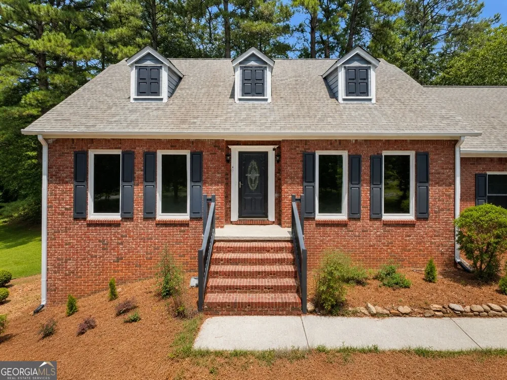 4521 S Roberts DR Buford, GA 30518