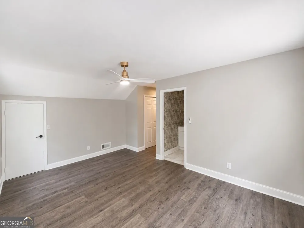 4521 S Roberts DR Buford, GA 30518